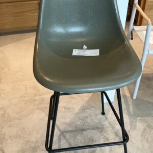 Fiberglass Stool Medium